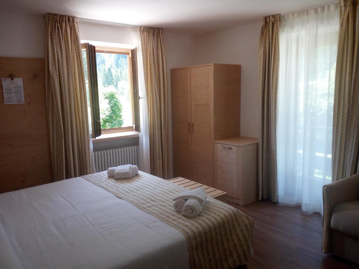 Hotel Stella Alpina Falcade Exterior photo