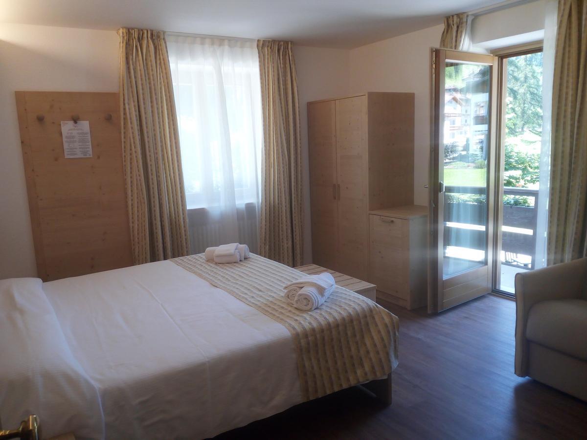 Hotel Stella Alpina Falcade Exterior photo
